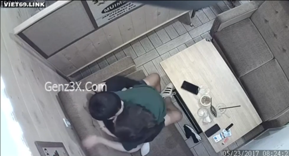 Clip sex xưa cặp đôi sinh viên phang nhau trong quán trà sữa