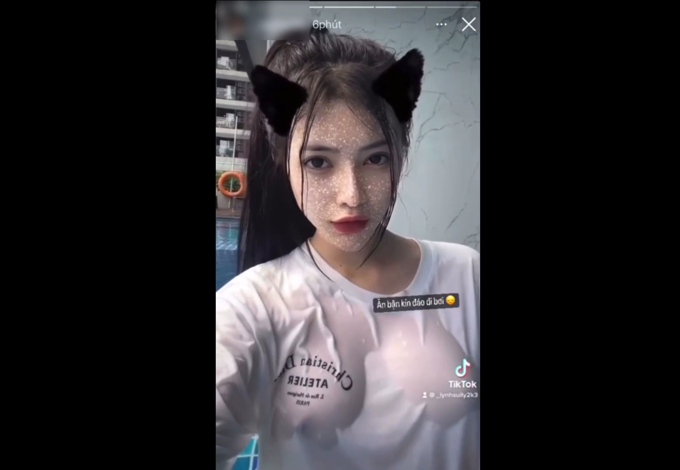 Hot girl tiktoker Thu Uyên vn show hàng vú to